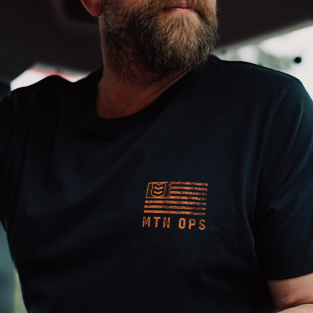 Range-Tee-Web-PDP-Lifestyle-05.jpg