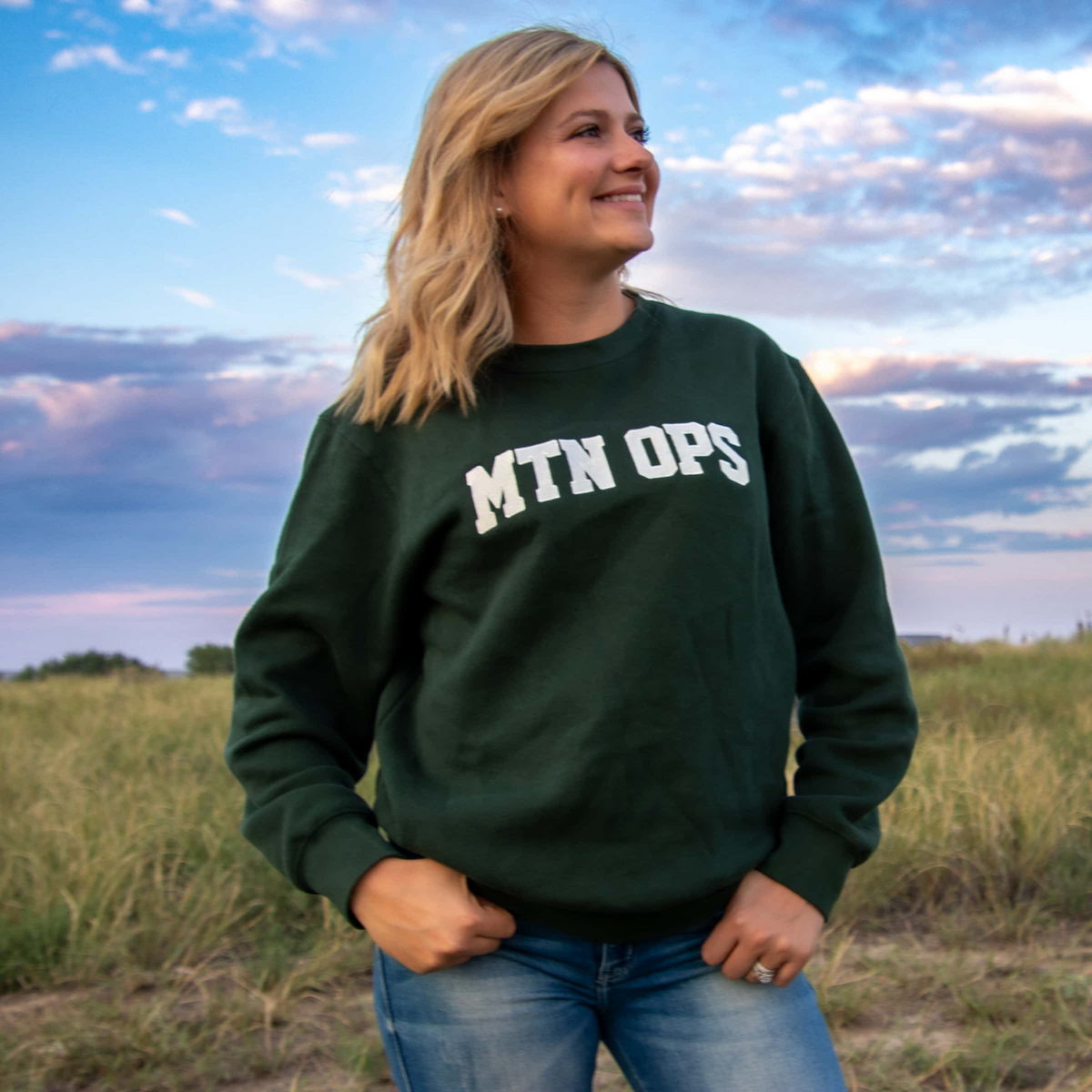 WebCompression_Proportional-Womens-MTN-OPS-Crewneck-PDP-1_c98726ba-b092-42ad-b125-597ba9c55436.png