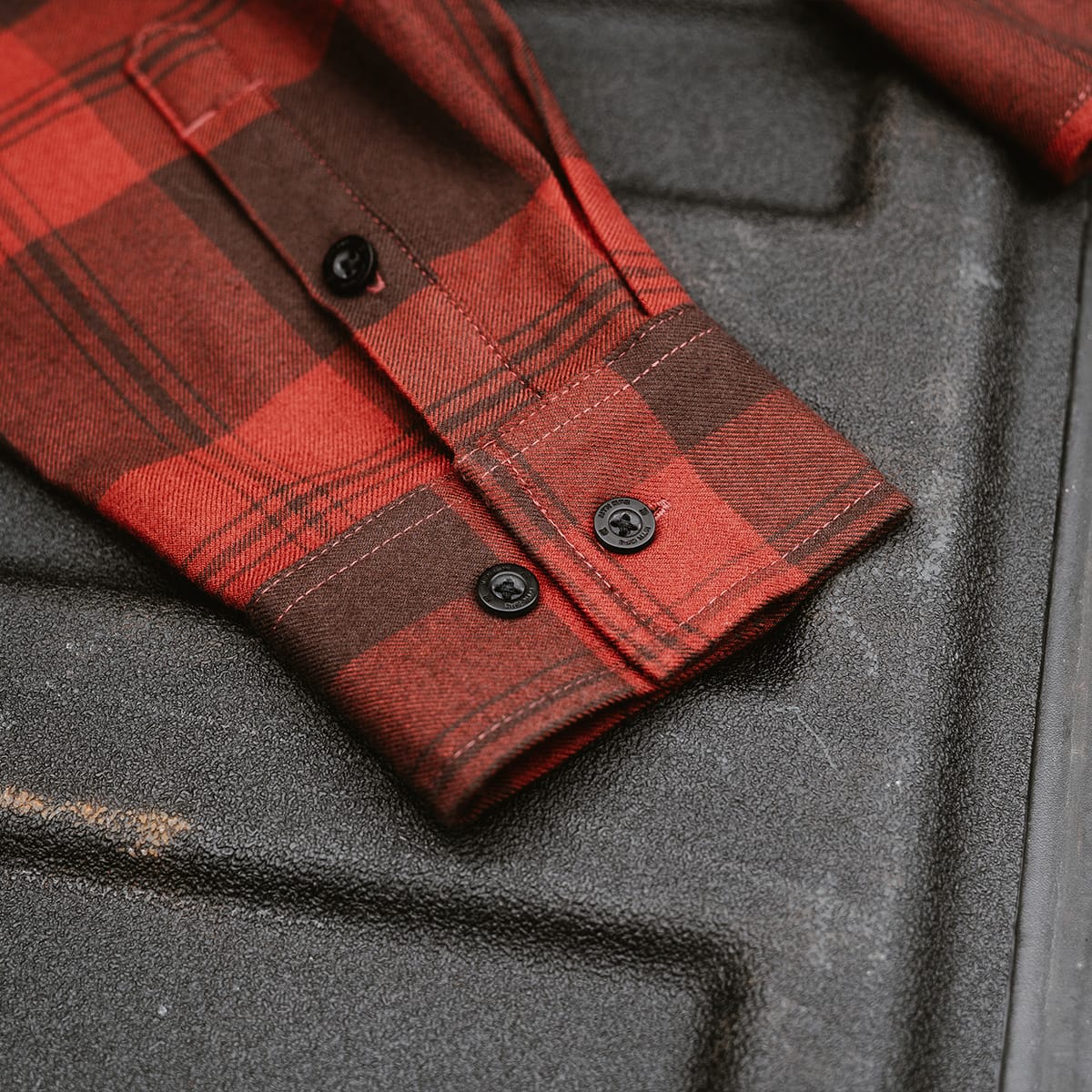 pinyon-flannel-lifestyle-3.jpg